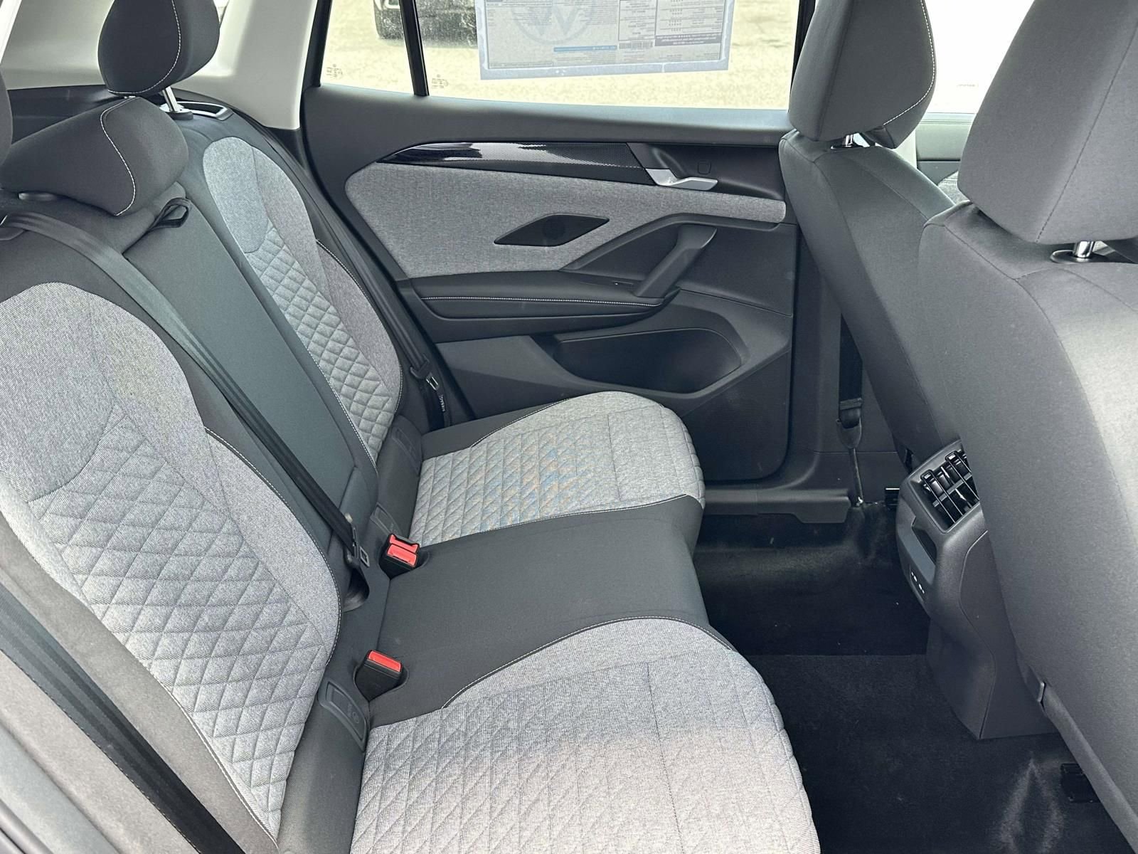 New 2026 Volkswagen Tiguan S AWD/4WD image 15