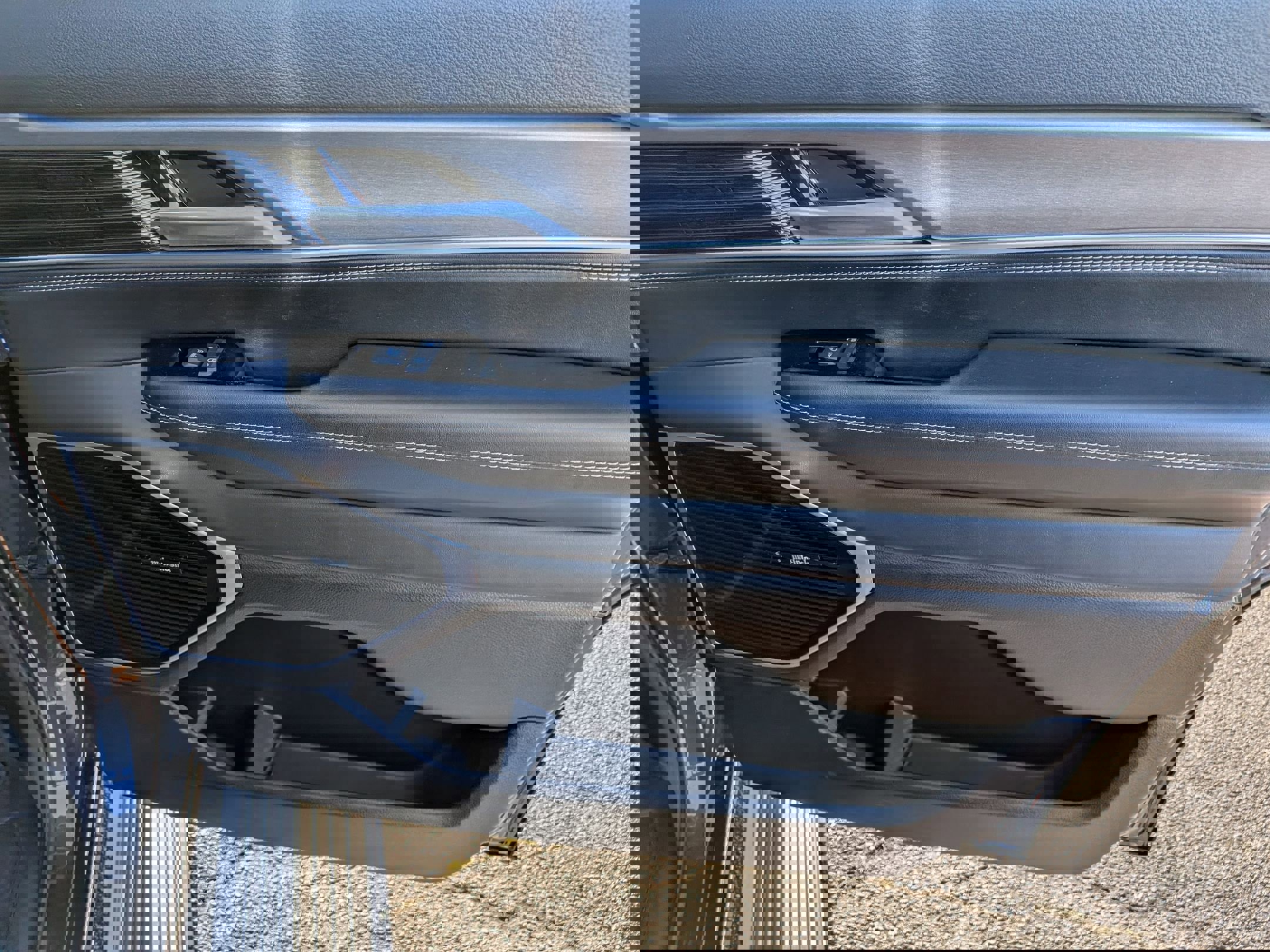 Certified 2025 Jeep Wagoneer Series III w/ Premium Group I image 31