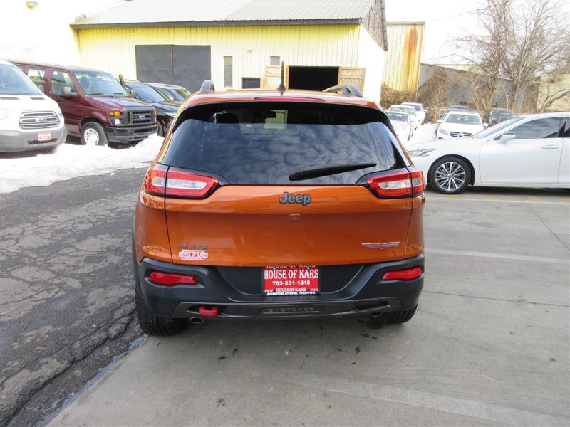 Used 2016 Jeep Cherokee Trailhawk w/ Comfort/Convenience Group image 4