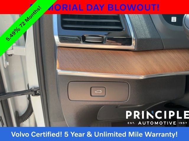 Certified 2025 Volvo XC90 B5 Plus w/ Protection Package Premier AWD/4WD image 26