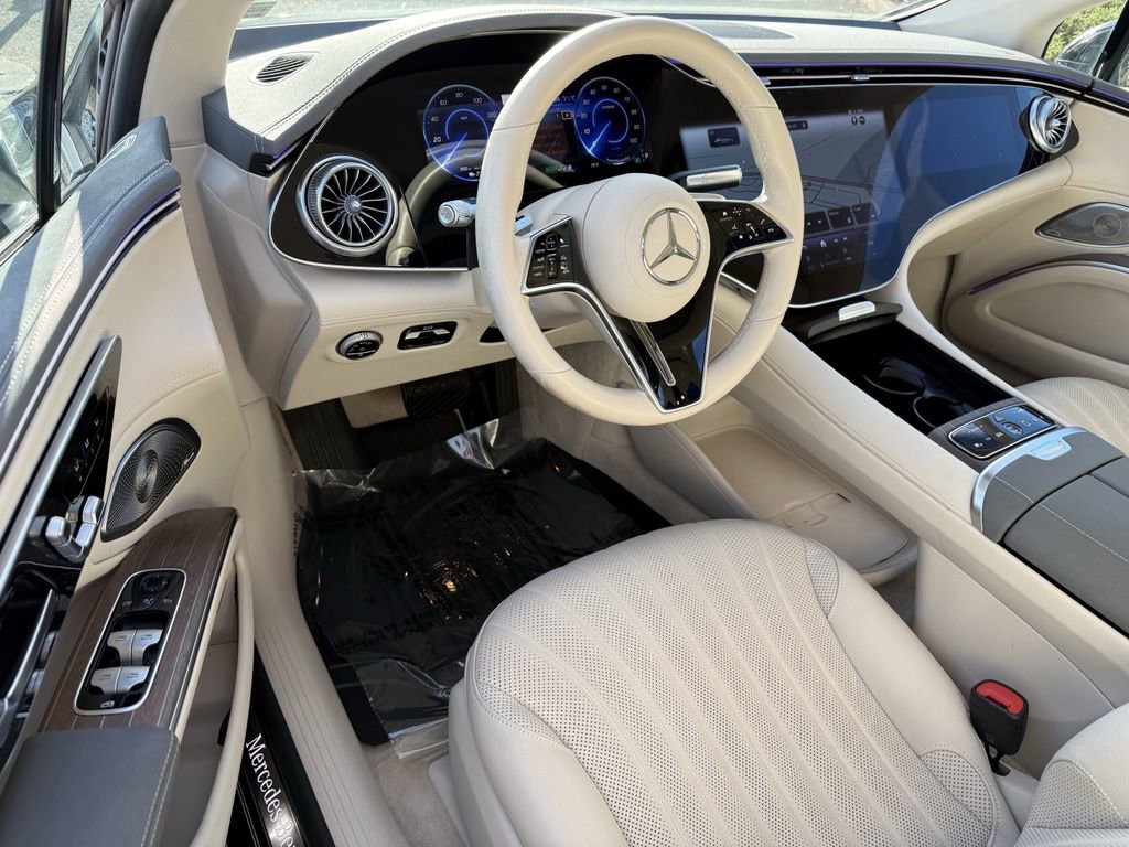 Used 2023 Mercedes-Benz EQS 580 4MATIC Sedan image 12