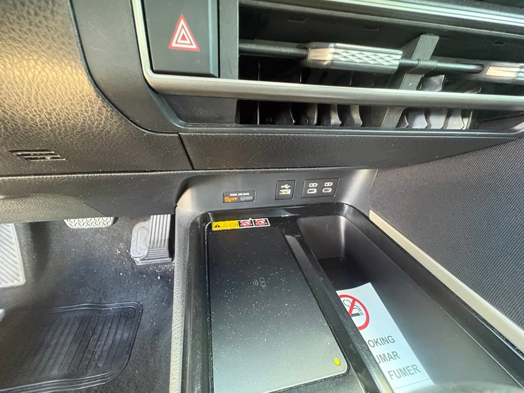 Used 2025 Toyota Camry LE FWD image 25