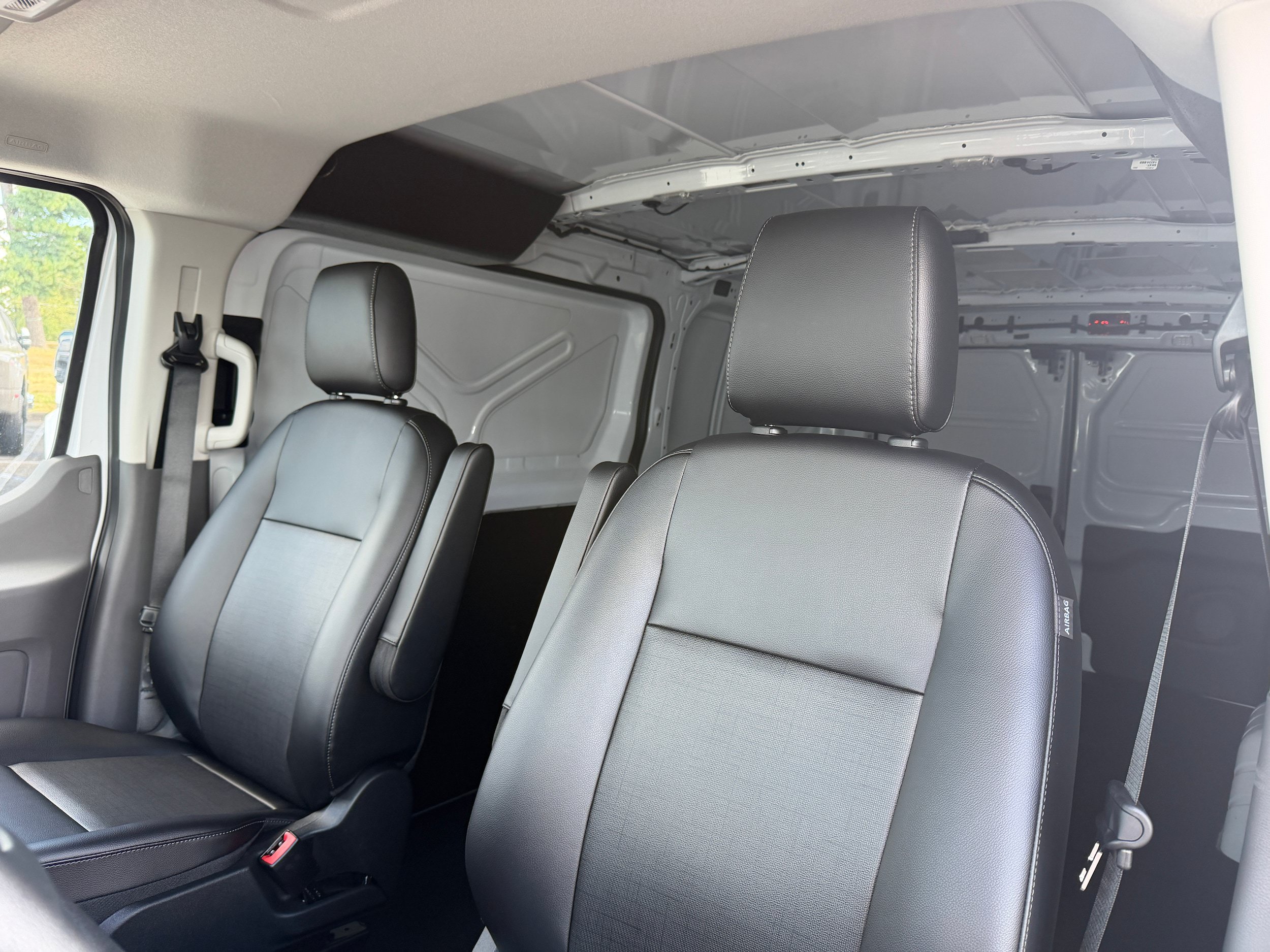 New 2026 Ford Transit 250 Low Roof RWD image 10