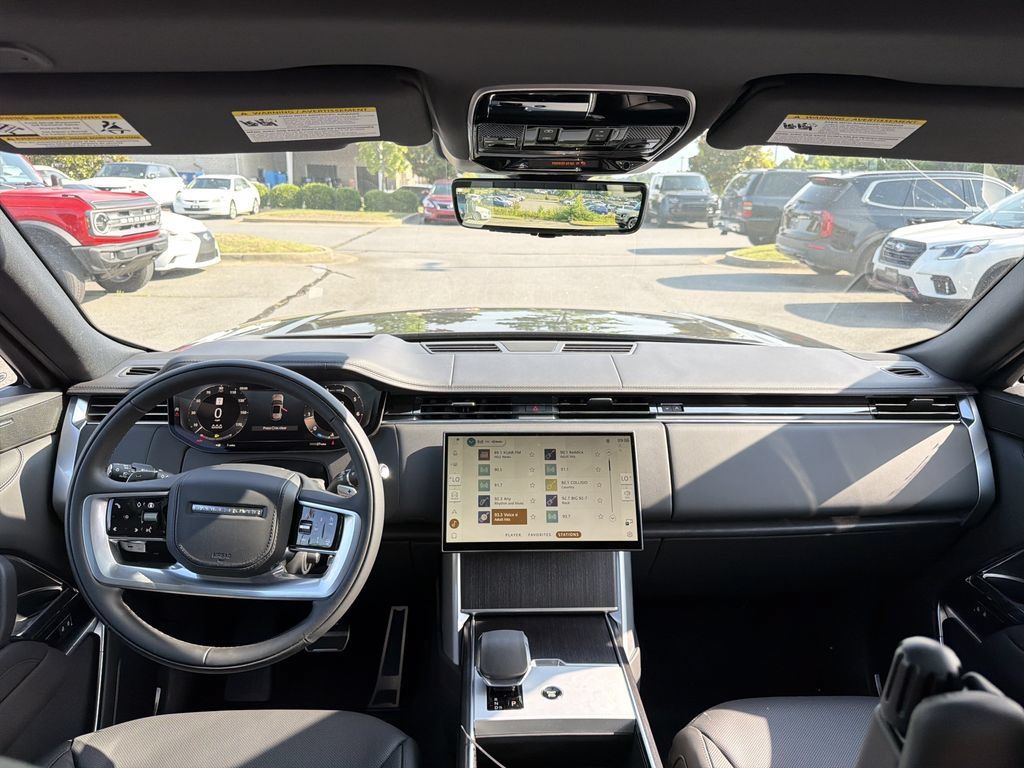 New 2026 Land Rover Range Rover SE AWD/4WD image 18