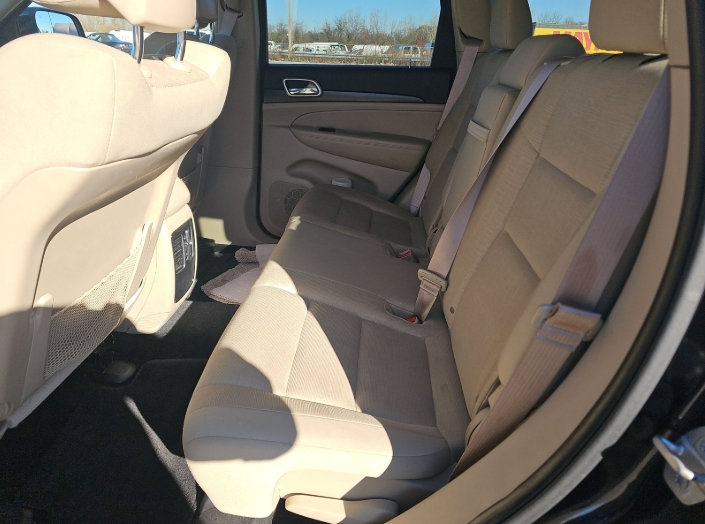 Used 2015 Jeep Grand Cherokee Laredo w/ Quick Order Package 23E image 8