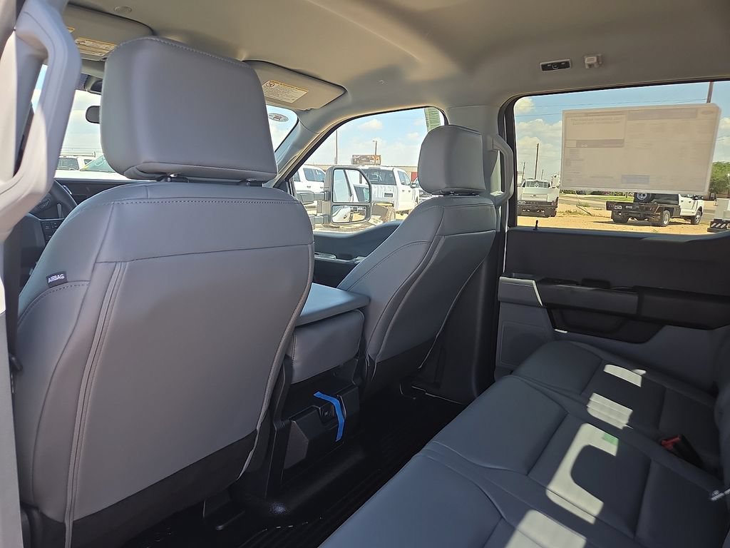 New 2026 Ford F350 XL w/ XL Chrome Package AWD/4WD image 16