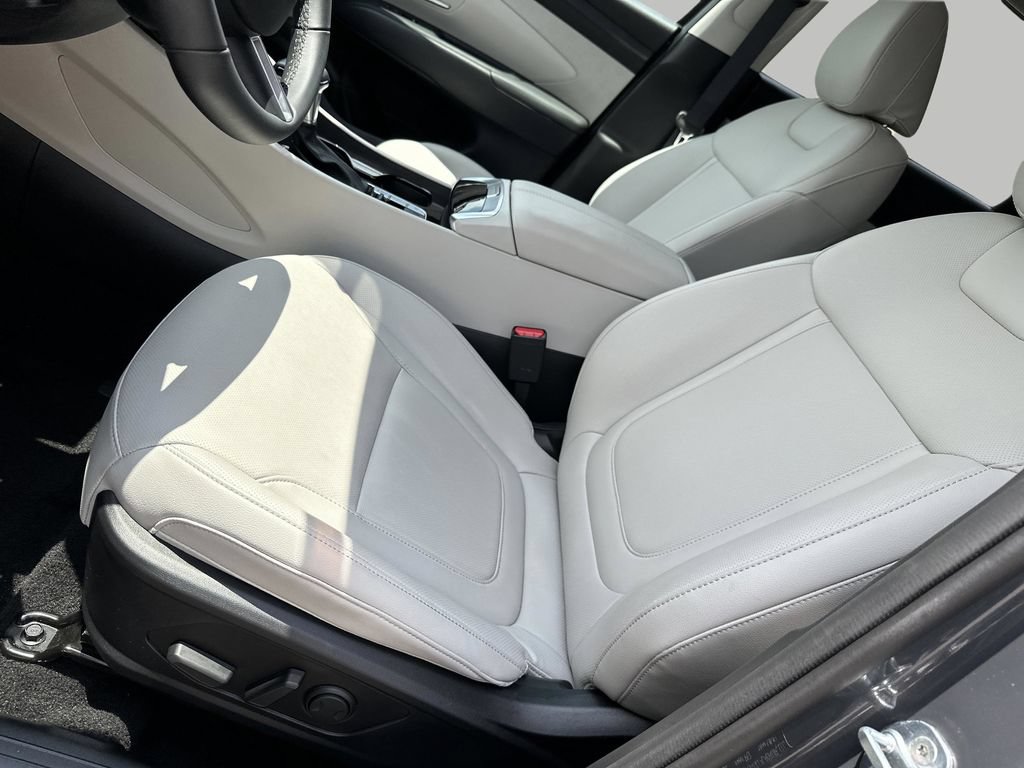 New 2026 Hyundai Tucson SEL FWD image 9