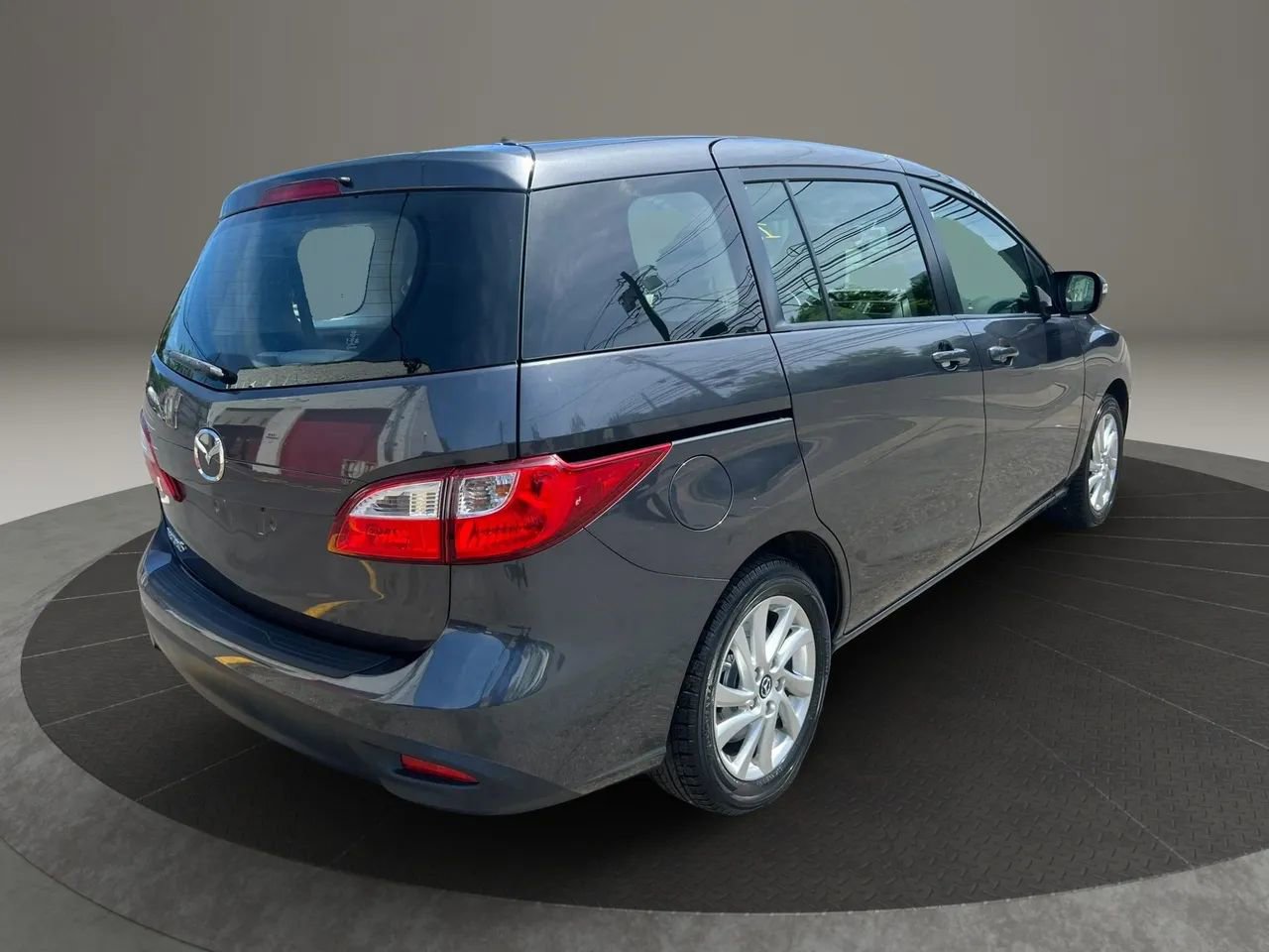 Used 2014 MAZDA MAZDA5 Sport FWD image 5