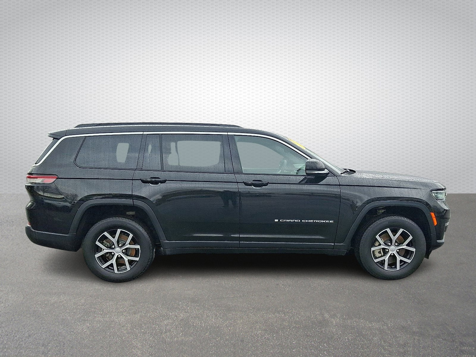 Certified 2024 Jeep Grand Cherokee L Limited image 7