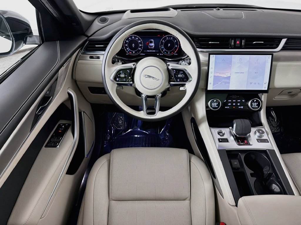Certified 2026 Jaguar F-PACE R-Dynamic S AWD/4WD image 24