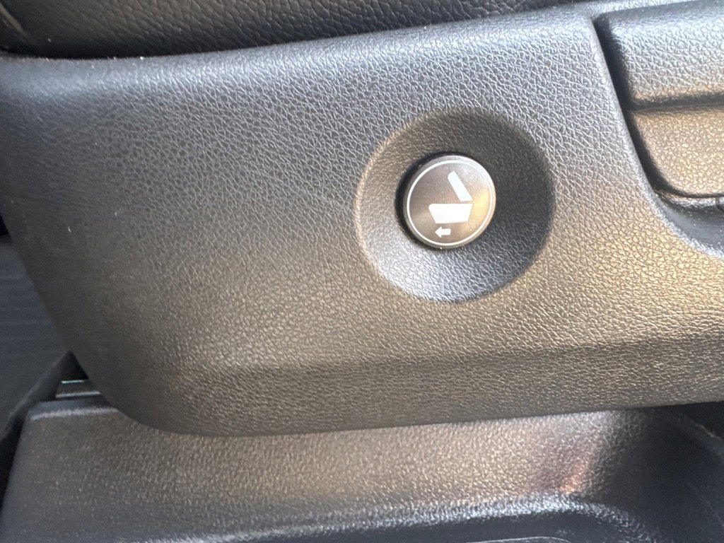 Used 2016 Honda Pilot Touring image 26