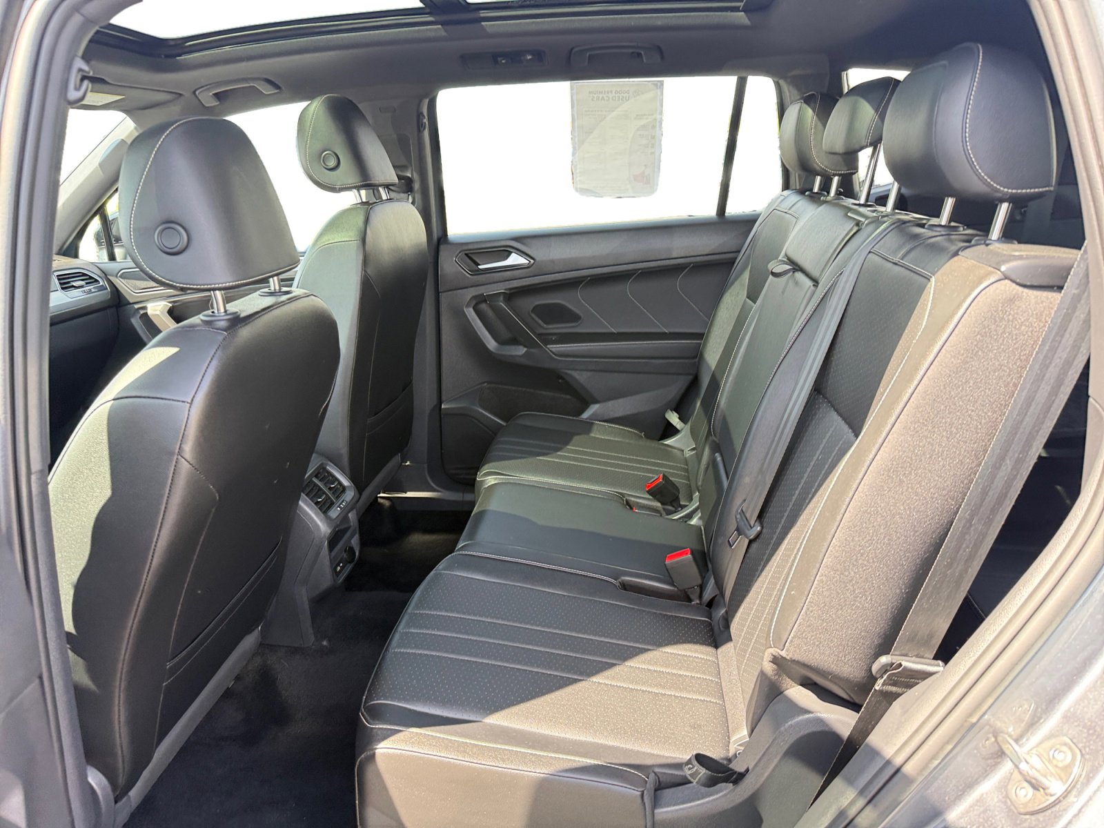 Certified 2023 Volkswagen Tiguan SE R-Line FWD image 16