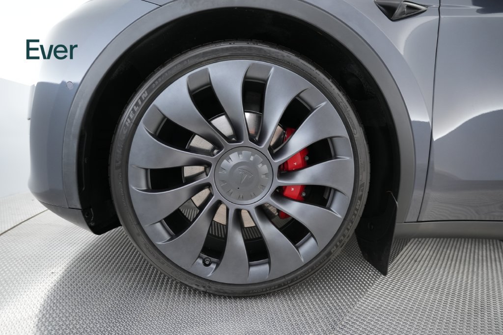 Used 2021 Tesla Model Y Performance AWD/4WD image 19