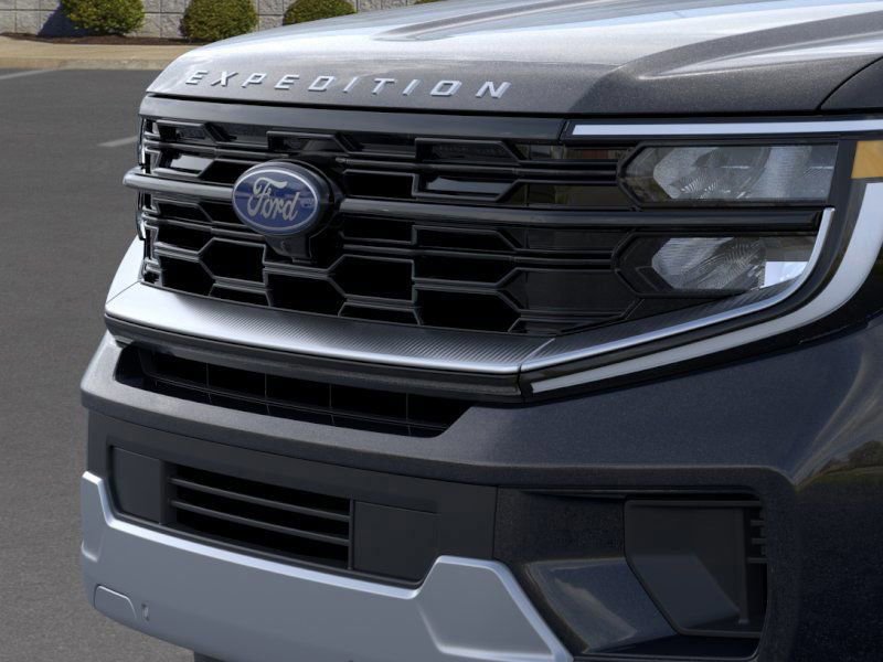 New 2026 Ford Expedition Max Platinum image 17