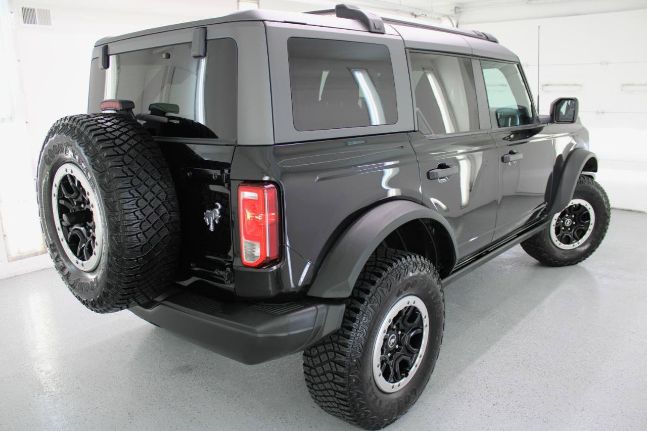 Used 2022 Ford Bronco Black Diamond w/ Sasquatch Package AWD/4WD image 30