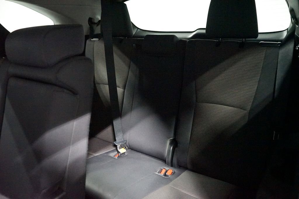 Used 2023 Toyota Highlander LE image 30