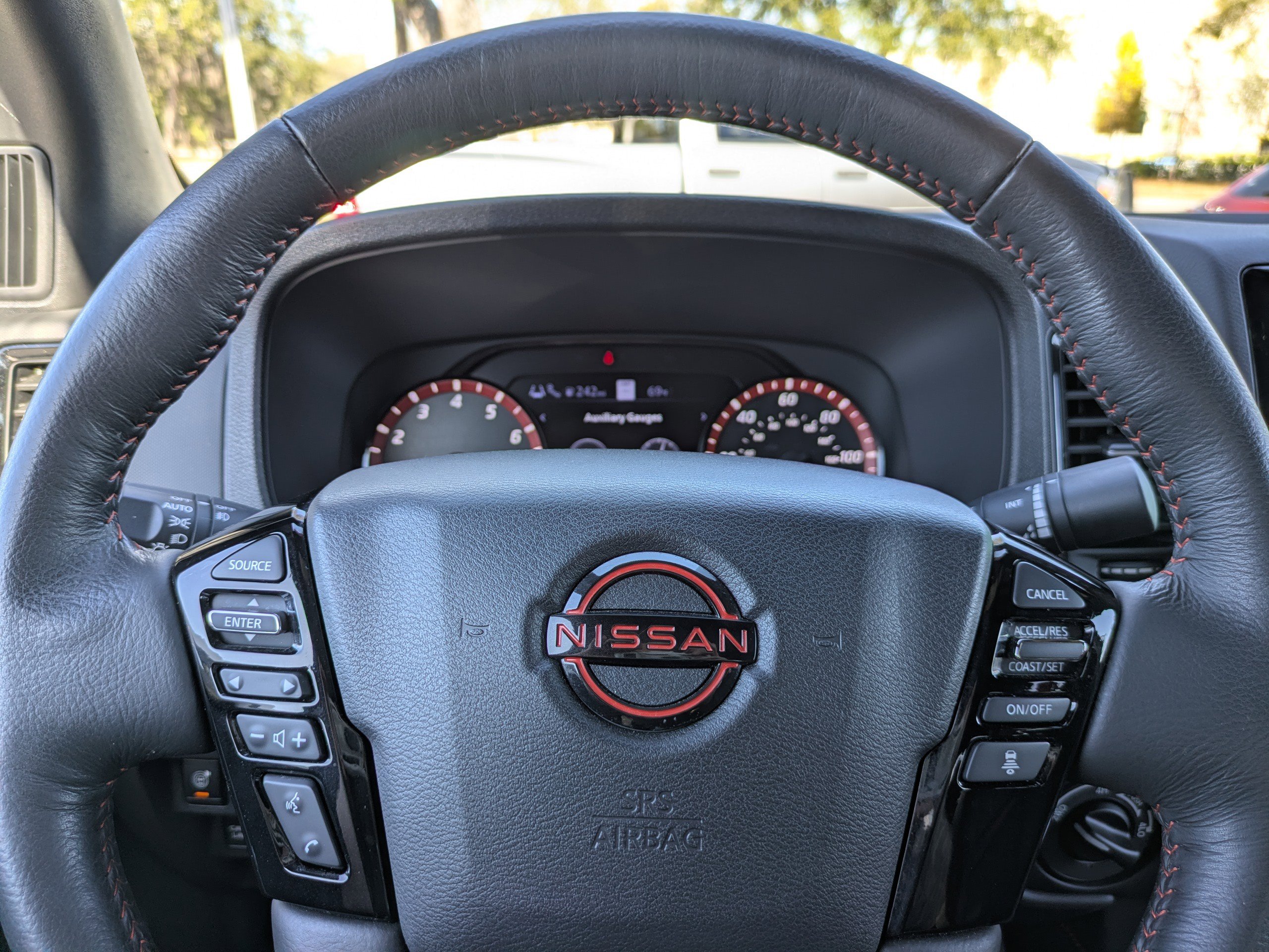 Certified 2024 Nissan Frontier PRO-4X w/ Pro Premium Package image 29