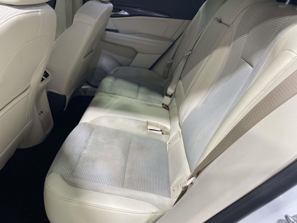 Used 2022 Buick Envision Preferred FWD image 12