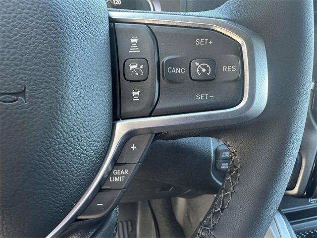 New 2026 RAM 1500 4x4 Crew Cab image 27