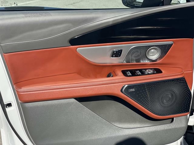 Used 2025 Lincoln Nautilus Black Label w/ Jet Appearance Package AWD/4WD image 19