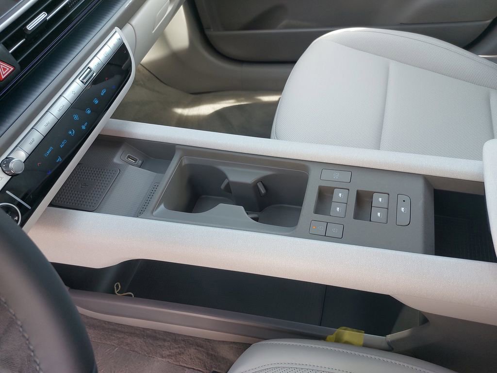 New 2024 Hyundai Ioniq 6 SEL AWD/4WD image 21