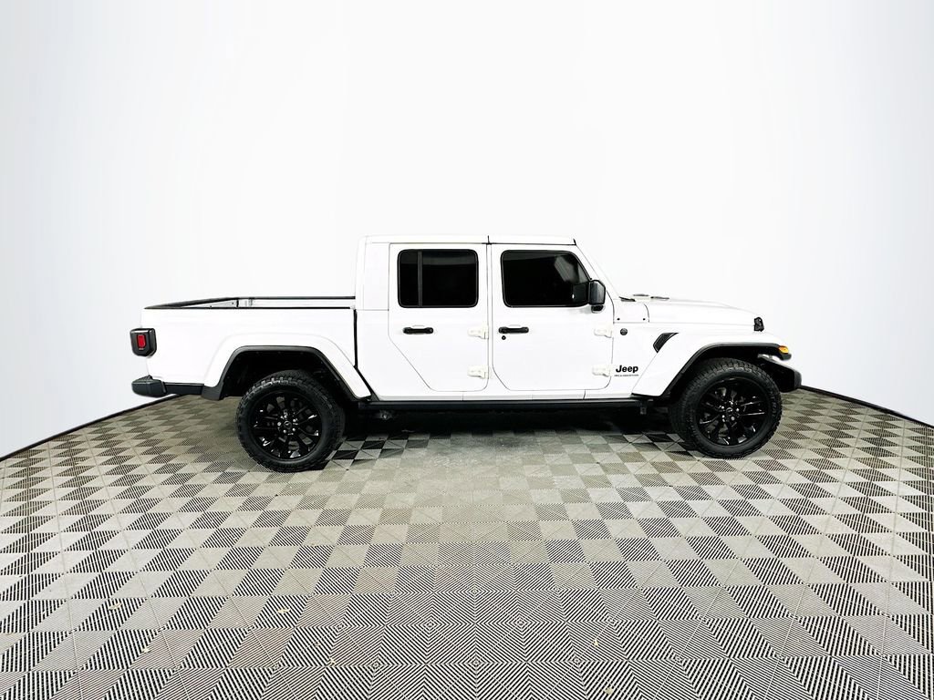 Certified 2024 Jeep Gladiator Sport AWD/4WD image 14