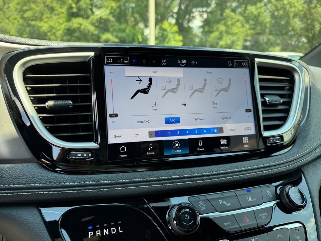 New 2026 Chrysler Pacifica Select image 29