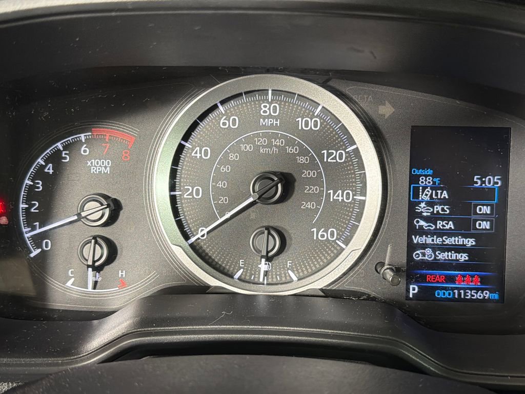 Used 2022 Toyota Corolla LE FWD image 26