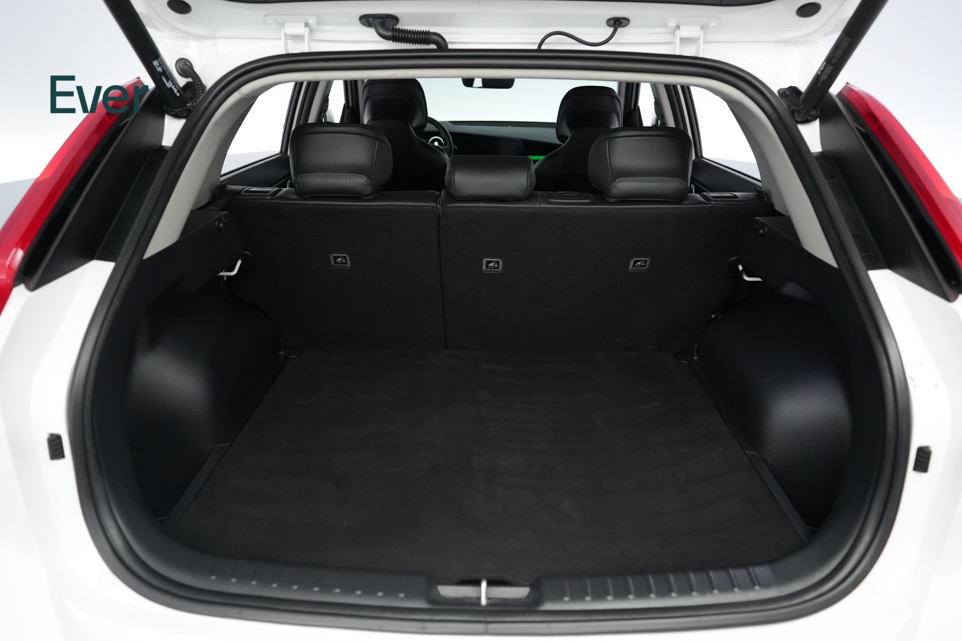 Used 2024 Kia Niro Wave FWD image 8