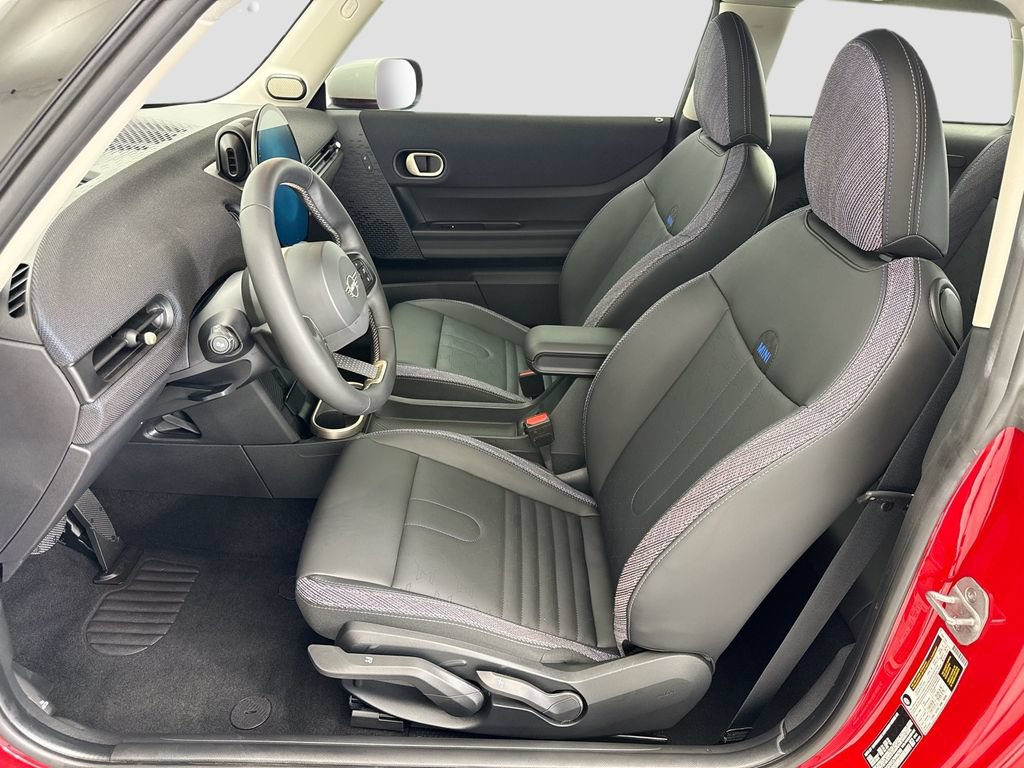 Certified 2025 MINI Cooper S FWD image 17
