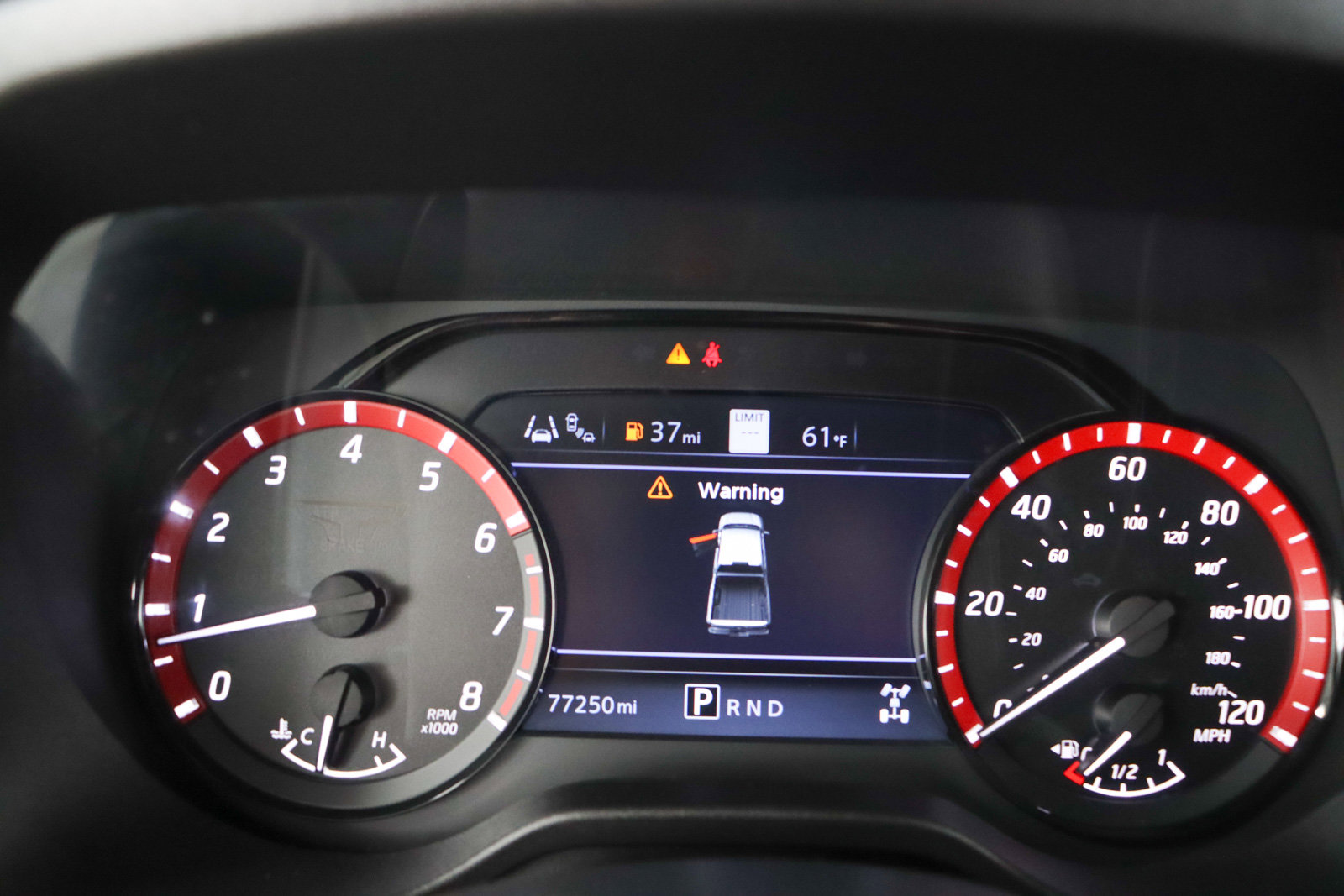 Used 2021 Nissan Titan PRO-4X w/ Pro-4x Utility Package image 16