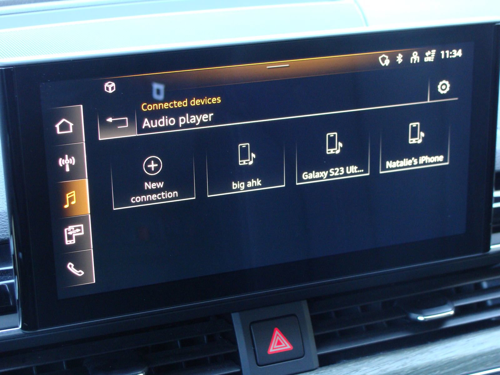 Used 2023 Audi A4 2.0T Premium w/ Convenience Package AWD/4WD image 19