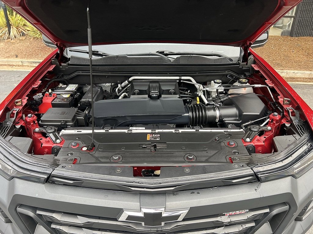 Used 2023 Chevrolet Colorado Trail Boss w/ Technology Package image 7