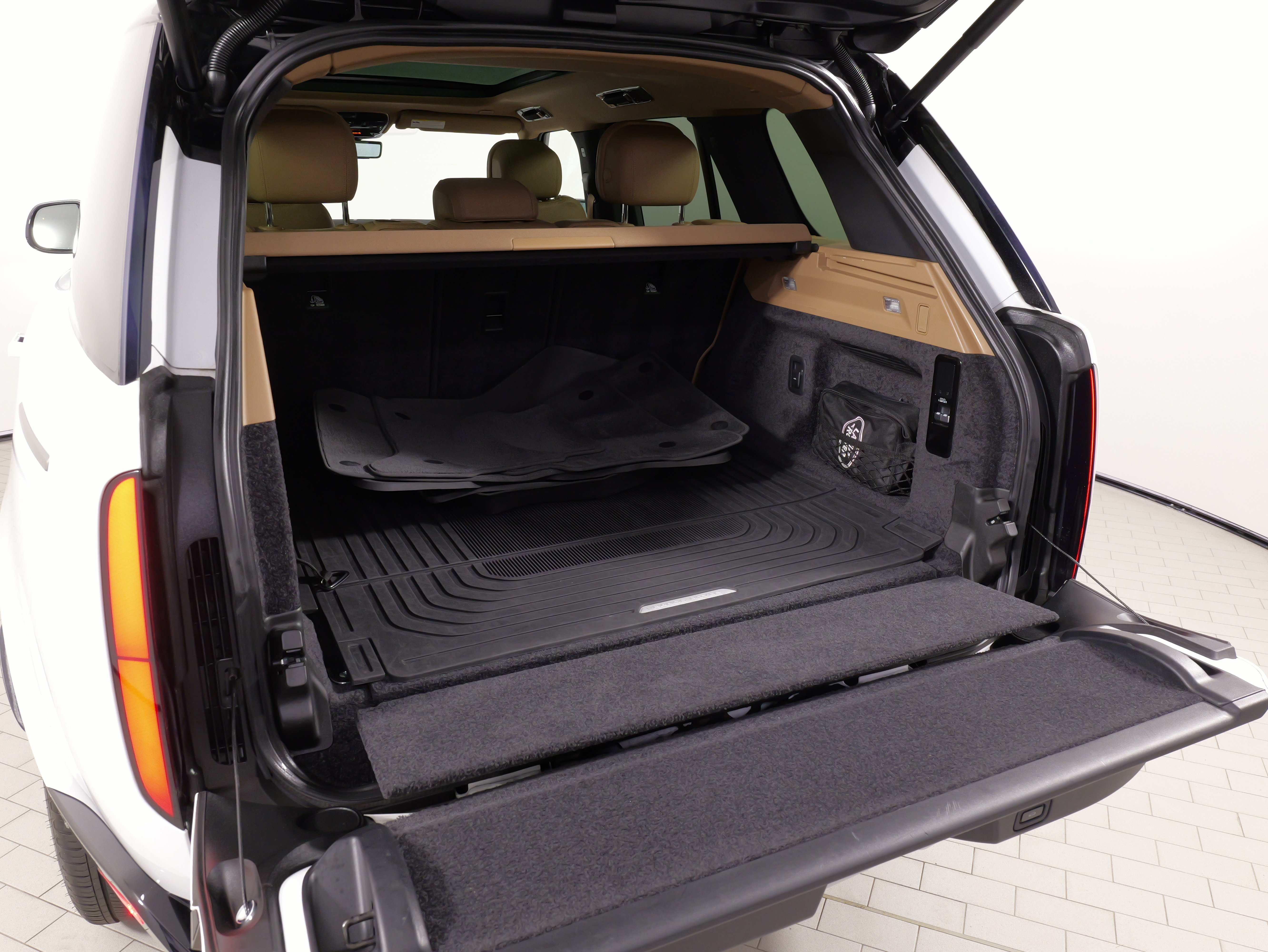 Used 2023 Land Rover Range Rover SE AWD/4WD image 63