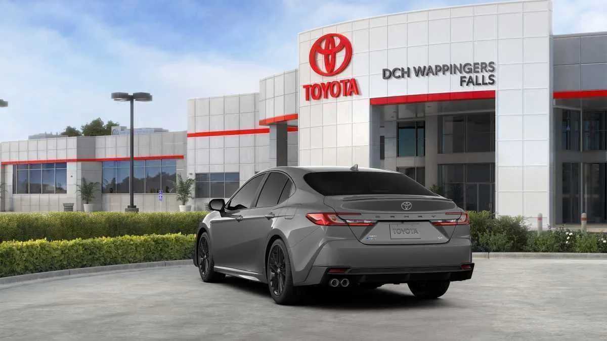 New 2026 Toyota Camry SE AWD/4WD image 9