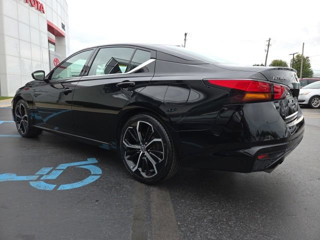 Used 2024 Nissan Altima 2.5 SR FWD image 5