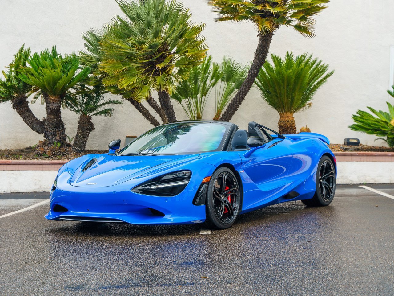Used 2024 McLaren 750S Spider image 25