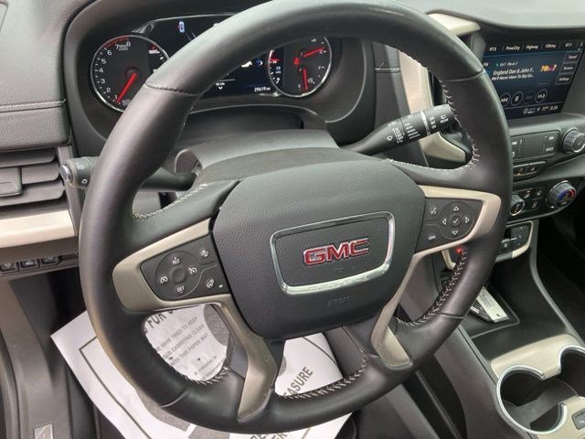 Used 2022 GMC Terrain Denali w/ Black Diamond Edition image 15