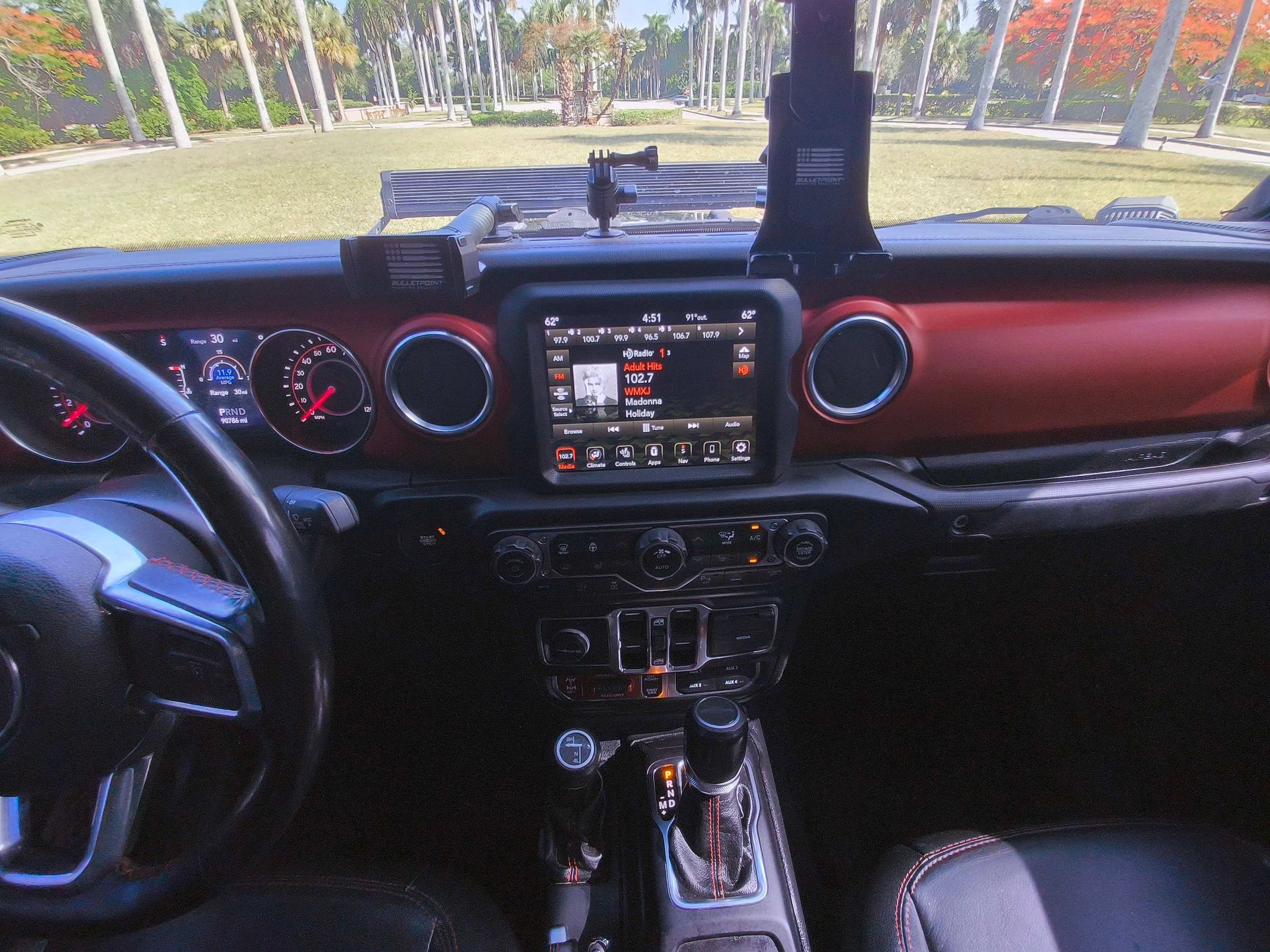 Used 2020 Jeep Gladiator Rubicon AWD/4WD image 17