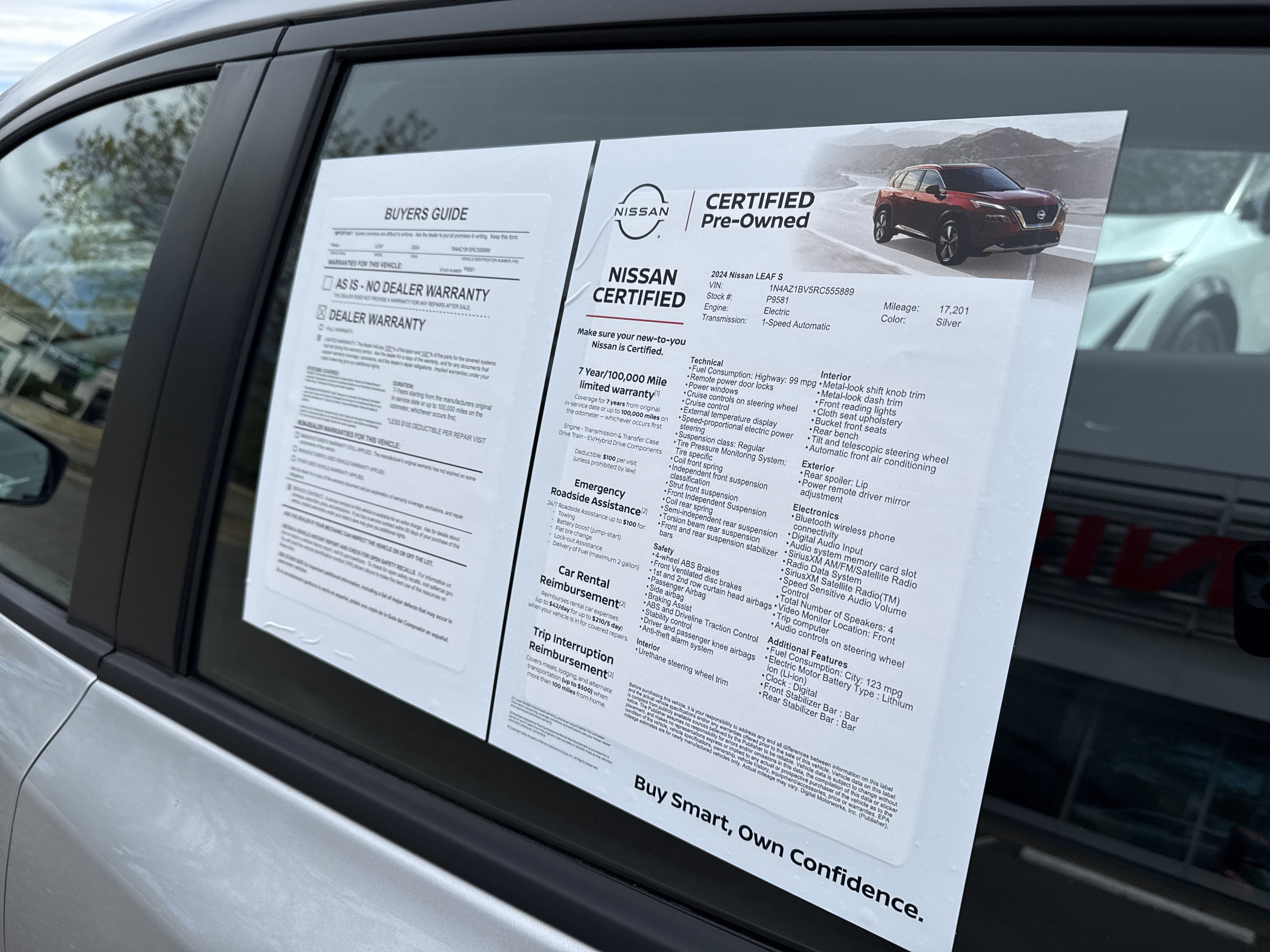 Certified 2024 Nissan Leaf S image 9