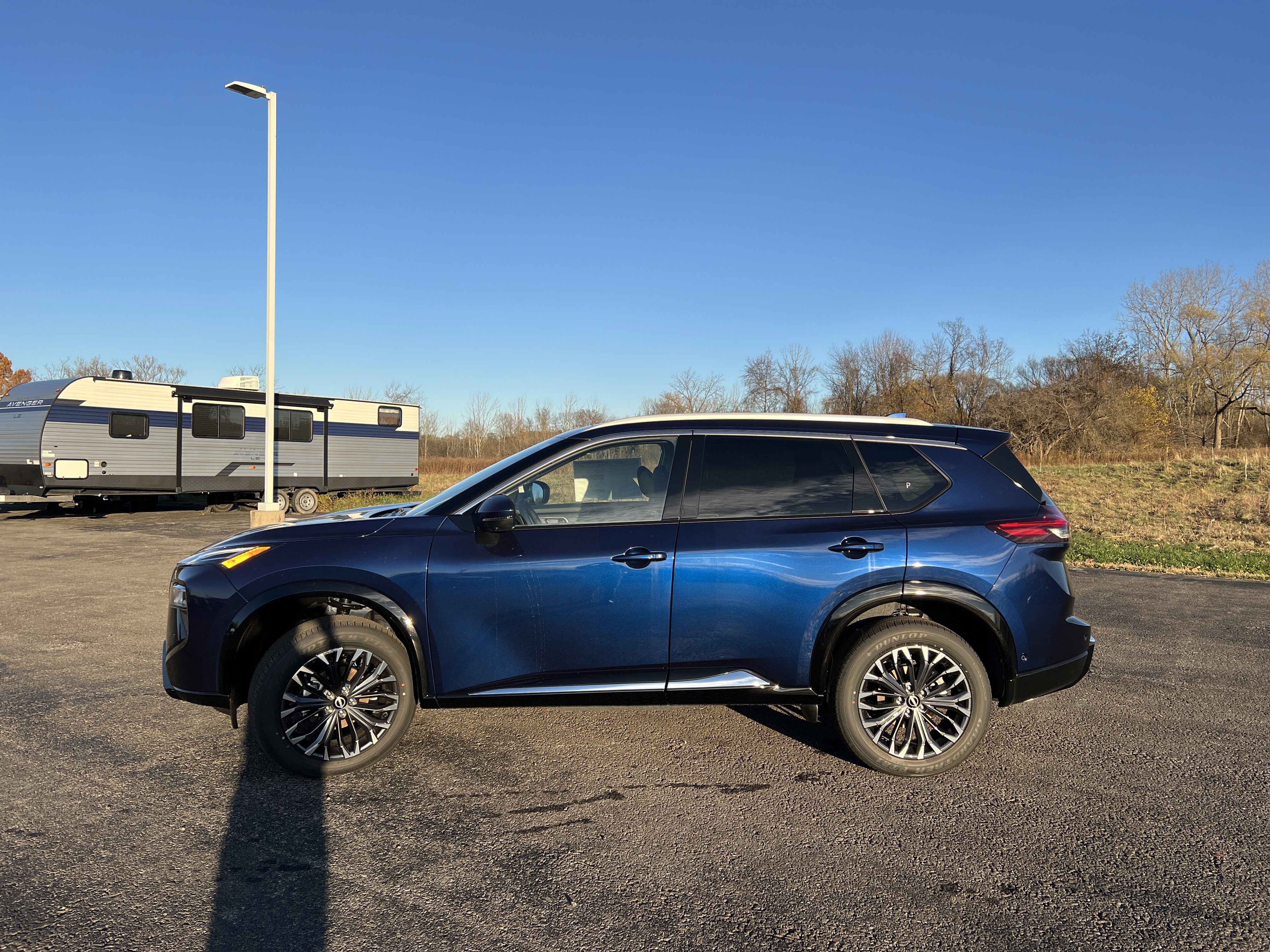 New 2026 Nissan Rogue Platinum w/ Platinum Premium Package image 2