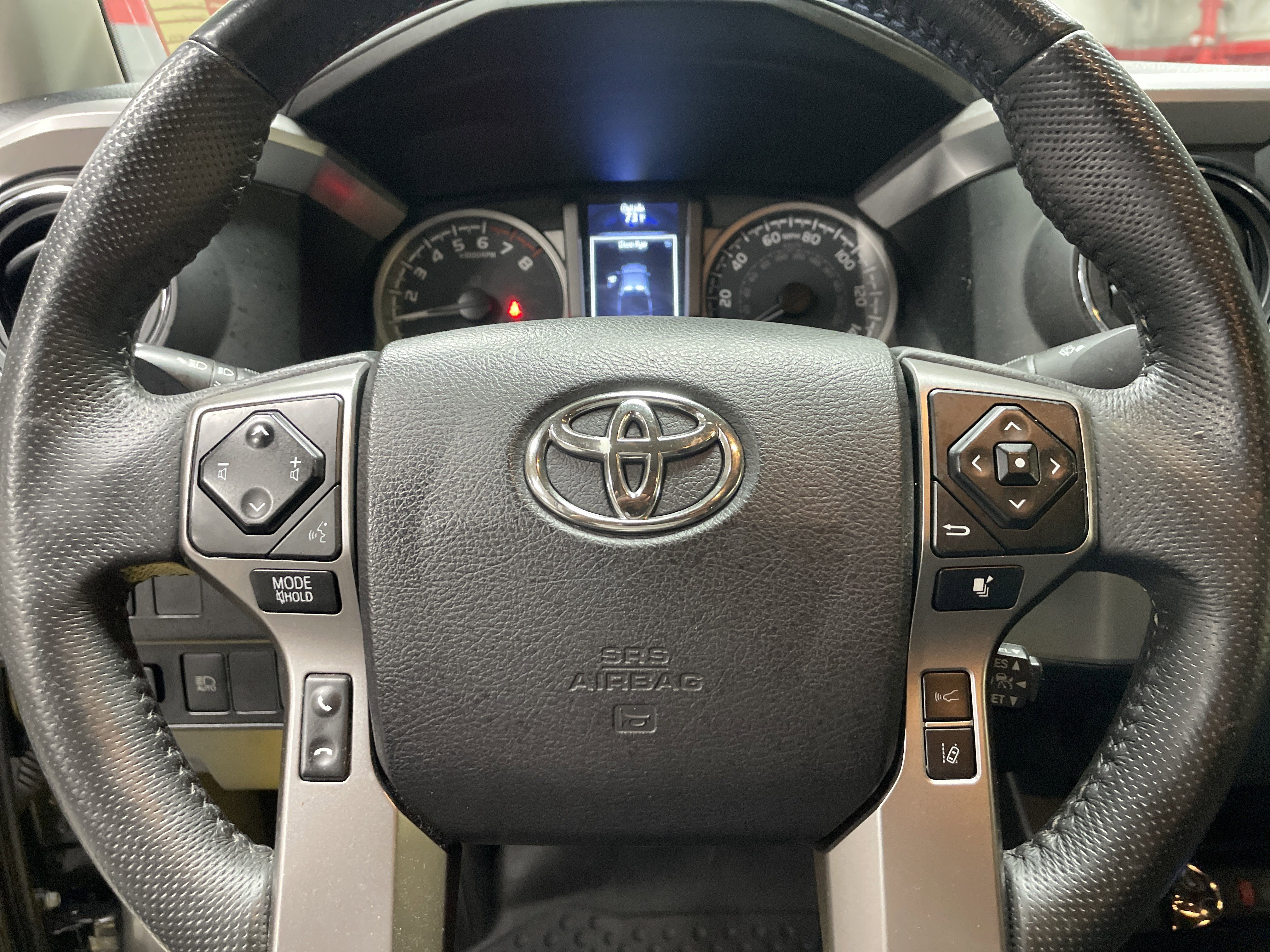 Certified 2022 Toyota Tacoma SR5 w/ Technology Package RWD image 17