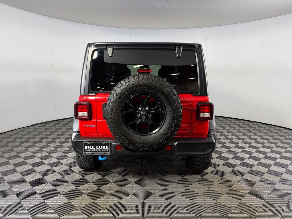 Used 2024 Jeep Wrangler Unlimited AWD/4WD image 8