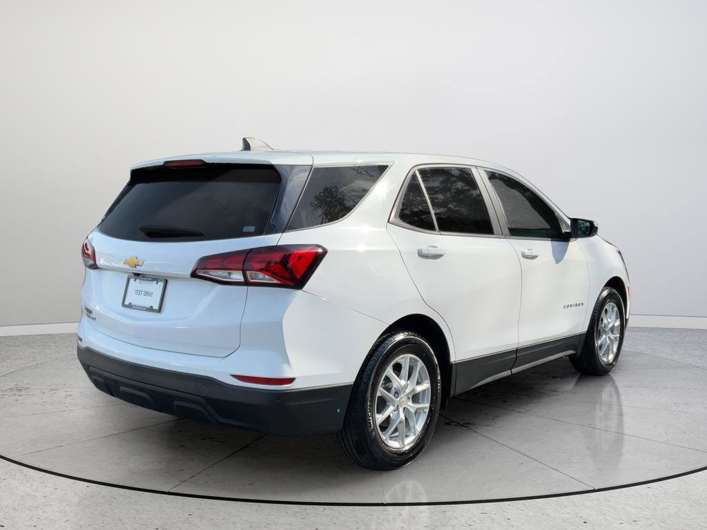 Used 2024 Chevrolet Equinox LS w/ LS Convenience Package FWD image 7