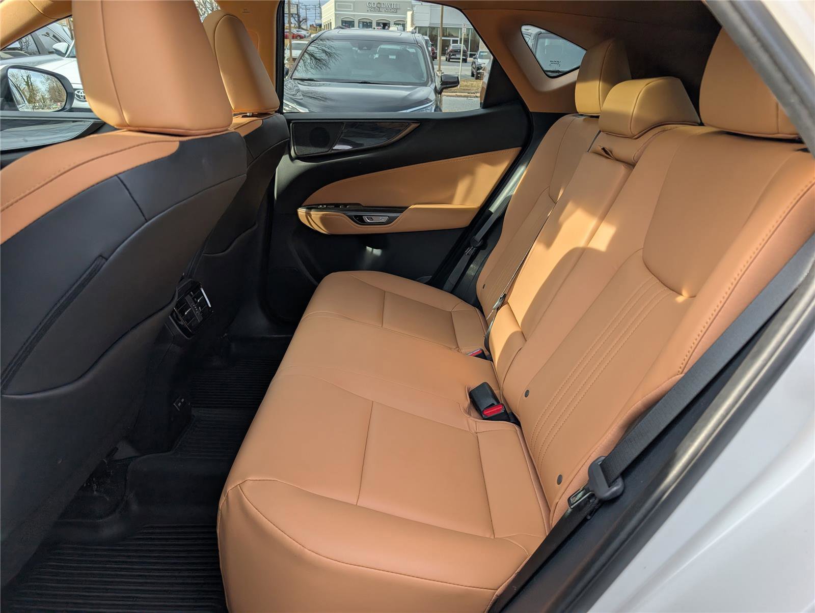 Used 2024 Lexus NX 350 350 Premium AWD image 14