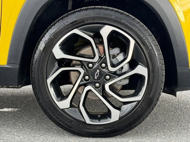 Certified 2024 Chevrolet Trax RS w/ Driver Confidence Package image 18