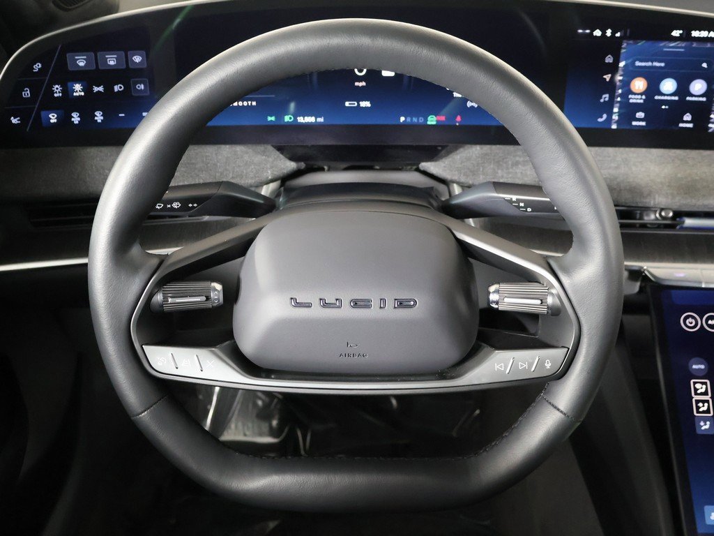Used 2024 Lucid Air Touring image 40