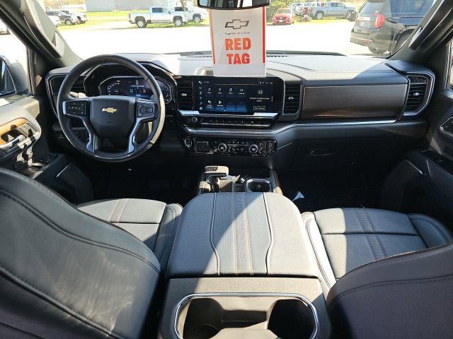 Used 2024 Chevrolet Silverado 1500 High Country image 12