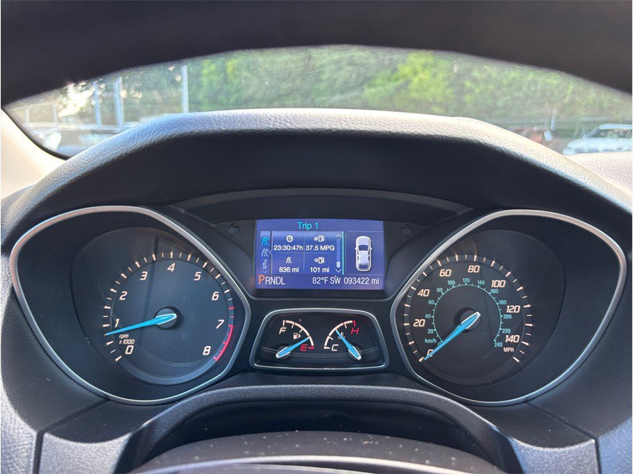 Used 2013 Ford Focus SE w/ Super Fuel Economy (SFE) Pkg FWD image 18