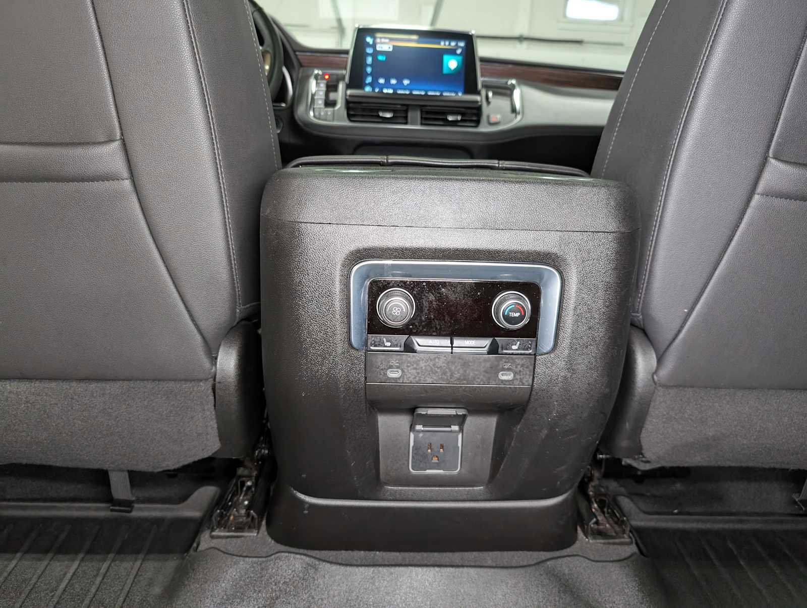 Used 2023 Chevrolet Tahoe High Country image 23